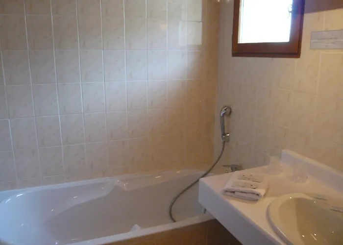 Le Tetras Hotel 2*